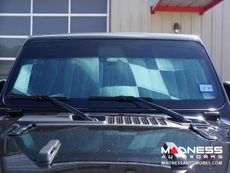 Jeep Gladiator JT Windshield Custom Sunshade Racing Flag Design